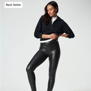 NEW SPANX Faux Leather Shaper Leggings Size M!
